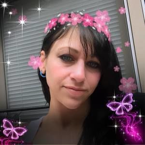 Meet your Posher, Stephanie nicole